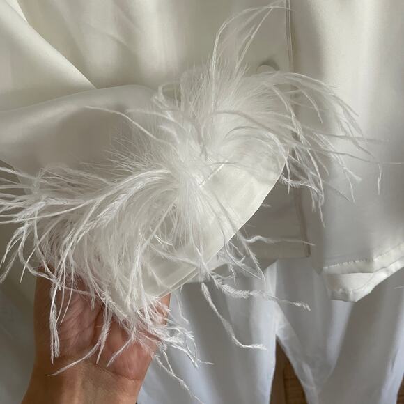 Bon Viviann x Daydreamer Cloud Feather Trim Satin Pajama Set – NWT, Medium - Picture 7 of 11